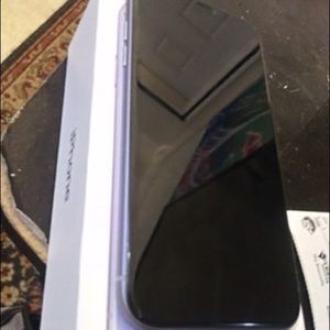iPhone 11 (purple)